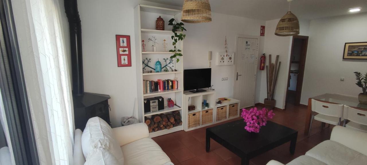 Piedranegra, Apartamento Completo Con Patio, Terraza Y Bbq Rodalquilar Exterior photo